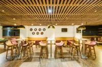 Lemon Tree Hotel Electronics City - Barer