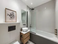 Elegant Family Apartment in Wimbledon Hotels in Wimbledon