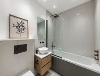 Elegant Family Apartment in Wimbledon