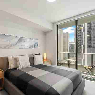 121 Ne Miami Living - We Host Rooms