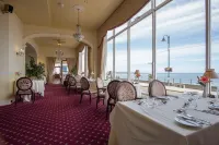 The Queens Hotel - bar
