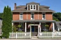 Old Clark Inn Hôtels à : 