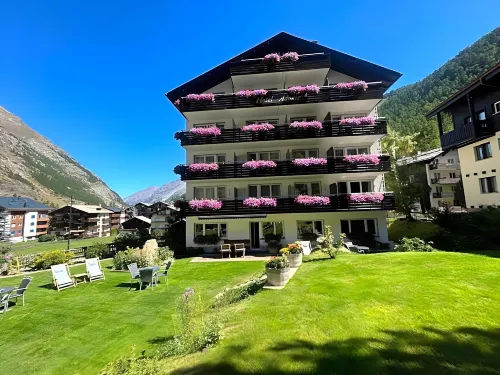 Hotel Adonis