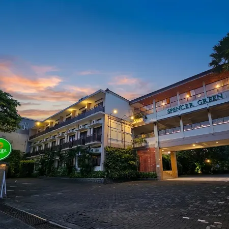 Spencer Green Hotel