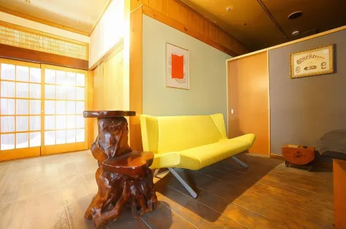 Icho Takayama - Pet friendly