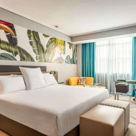 Novotel Nairobi Westlands Отели рядом с достопримечательностью «Торговый центр The Sarit Centre»