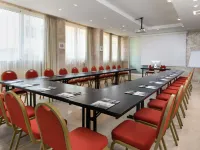 Mercure Rimini Lungomare Hotels near Piazza Cavour