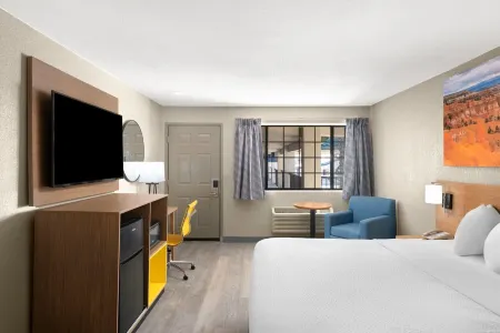 Days Inn by Wyndham Safford, AZ