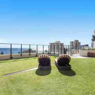 The Coastal Luxe Haven Coolangatta Hotel Exterior