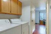 Shop, Dine, Hike, Explore Dtwn! Flagstaff Getaway - Apartments