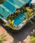 Kondey Villas - Pools