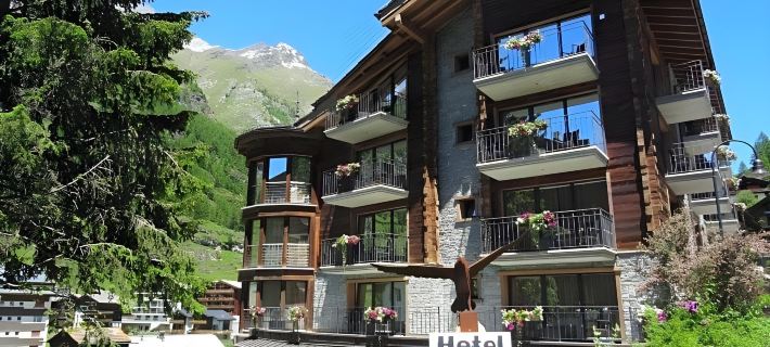 Hotel Phoenix Hotele w: Zermatt