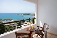 Coral Beach Hotel & Resort Cyprus - Mountain view