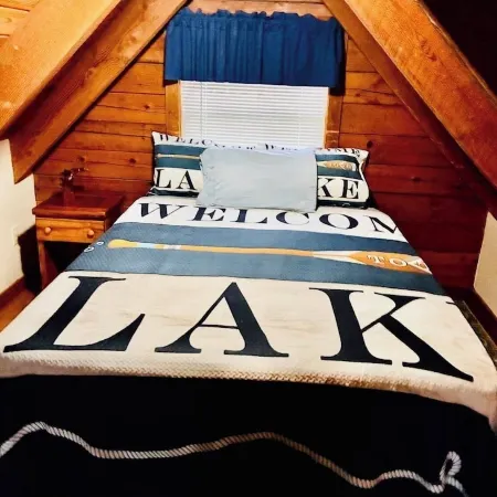 Charming Gingerbread Style Lakeside Cabin on Lake Okeechobee