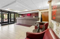 Red Roof Inn & Suites Clinton, TN - parking