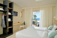 Alykanas Beach Grand Hotel by Zante Plaza - parking