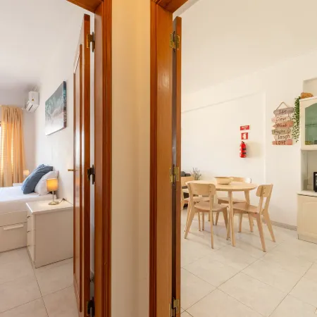 GuestReady - Deluxe home with terrace in Caparica
