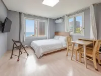 Ganghwa Haemolupension Hotel berhampiran Pantai Dongmak