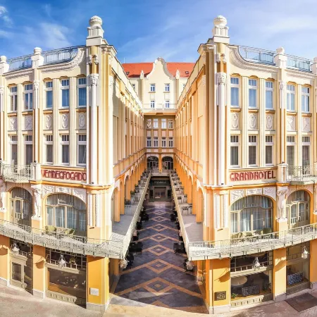 Palatinus Grand Hotel
