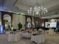 The DeSoto Hotels near Bonaventure Cemetery