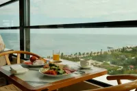 The Grandeur Hotel - Romantic