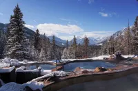 The Hidden Ridge Resort - Romantic