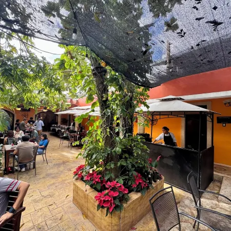 El Zaguán Colonial by GuruHotel