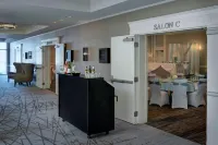 Detroit Marriott Southfield - parking
