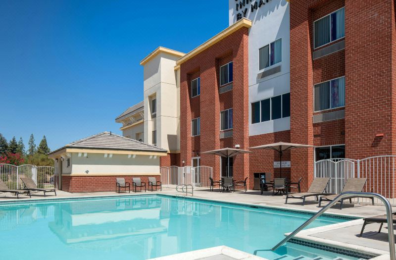 Fairfield Inn & Suites Visalia Tulare photo 2