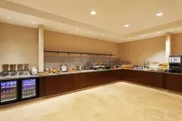 SpringHill Suites Paso Robles Atascadero - breakfast