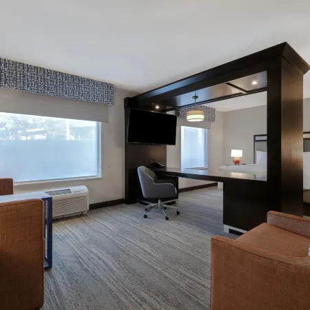 Hampton Inn & Suites Seattle/Federal Way