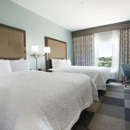 Hampton Inn and Suites Stillwater West