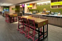 Home2 Suites by Hilton Charlotte Mooresville - breakfast
