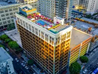Freehand Los Angeles Hotels near Microsoft Theater