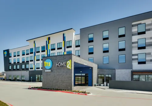 Tru by Hilton Euless DFW West - Pools