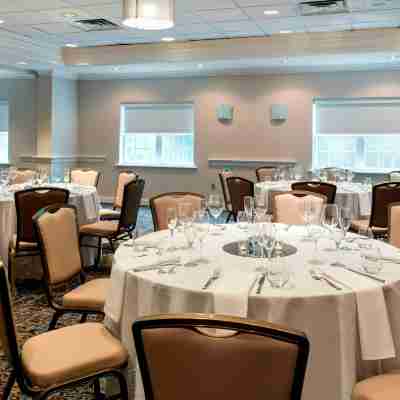 Delta Hotels Basking Ridge Dining/Meeting Rooms