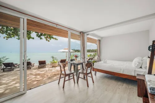 Room-charming Guest Room With Private Fa - Hotel/Alloggi familiari
