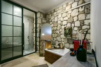 Noa's Boutique Hotel - Bed and Breakfasts