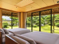 Yamashiro Onsen Miyabi No Yado Kaga Hyakumangoku - Pools