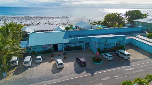 The Islander Hotel - Parking