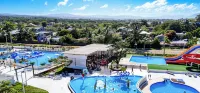 Ocean Village Deluxe - Homestays