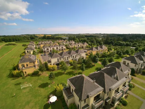 Waterford Castle Hotel & Golf Resort - parking