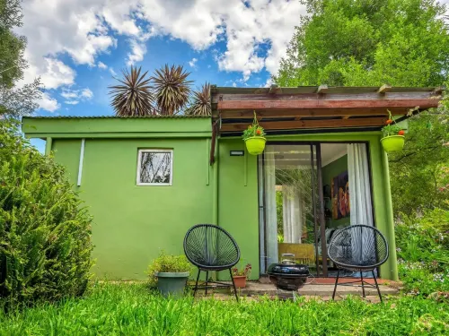Cozy Private Ferngrove Cottage with Garden Views at Stormsriver - 3つ星