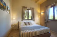 Villa Gens Camuria Hotels in Osimo