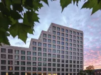 Holiday Inn - the niu, Dwarf Berlin Schöneberg Hotels near Viktoriapark