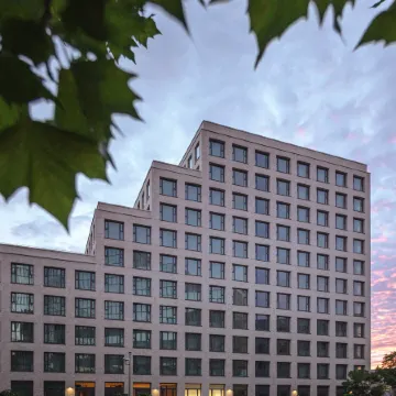 Holiday Inn - the niu, Dwarf Berlin Schöneberg Отели рядом с достопримечательностью «Штеглиц»