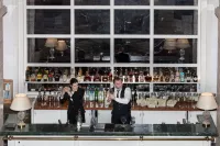 瑟賀可帝國酒店
