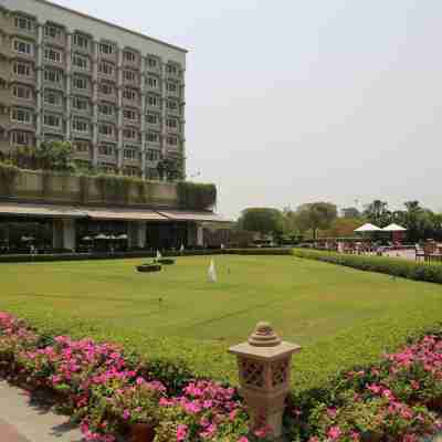 Taj Palace, New Delhi Hotel Exterior