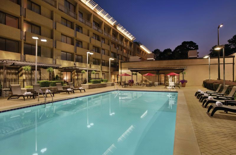 DoubleTree by Hilton Hotel Atlanta Northlake photo 2