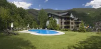 阿巴夏萊特套房酒店 - 泳池